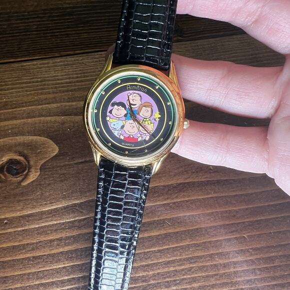 VTG Armitron Peanuts Characters watch GoldTone Black Leather Strap Needs Battery - Picture 2 of 16